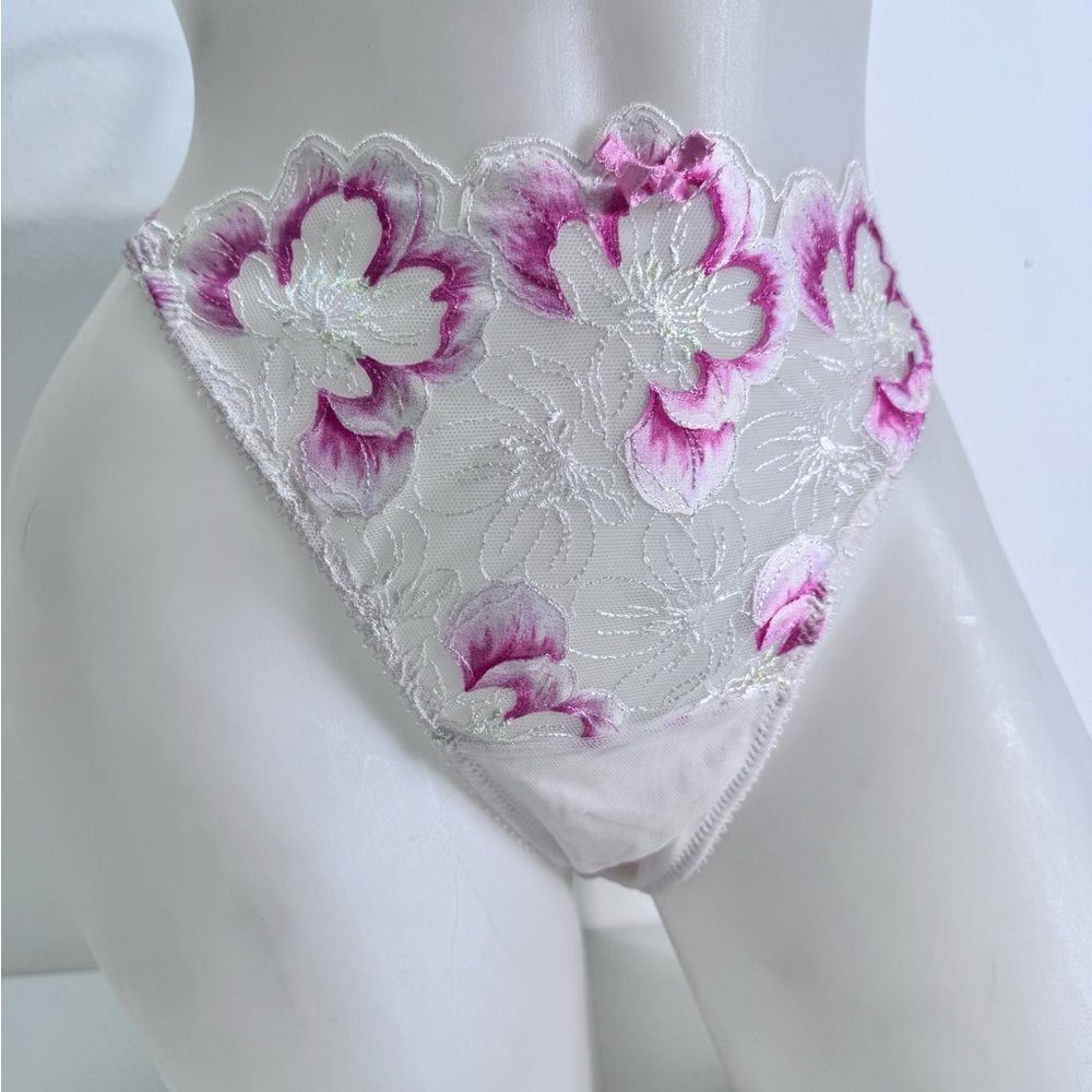 Victoria's Secret Floral Lace Panty - Purple & White Brazilian Sz XL NWT